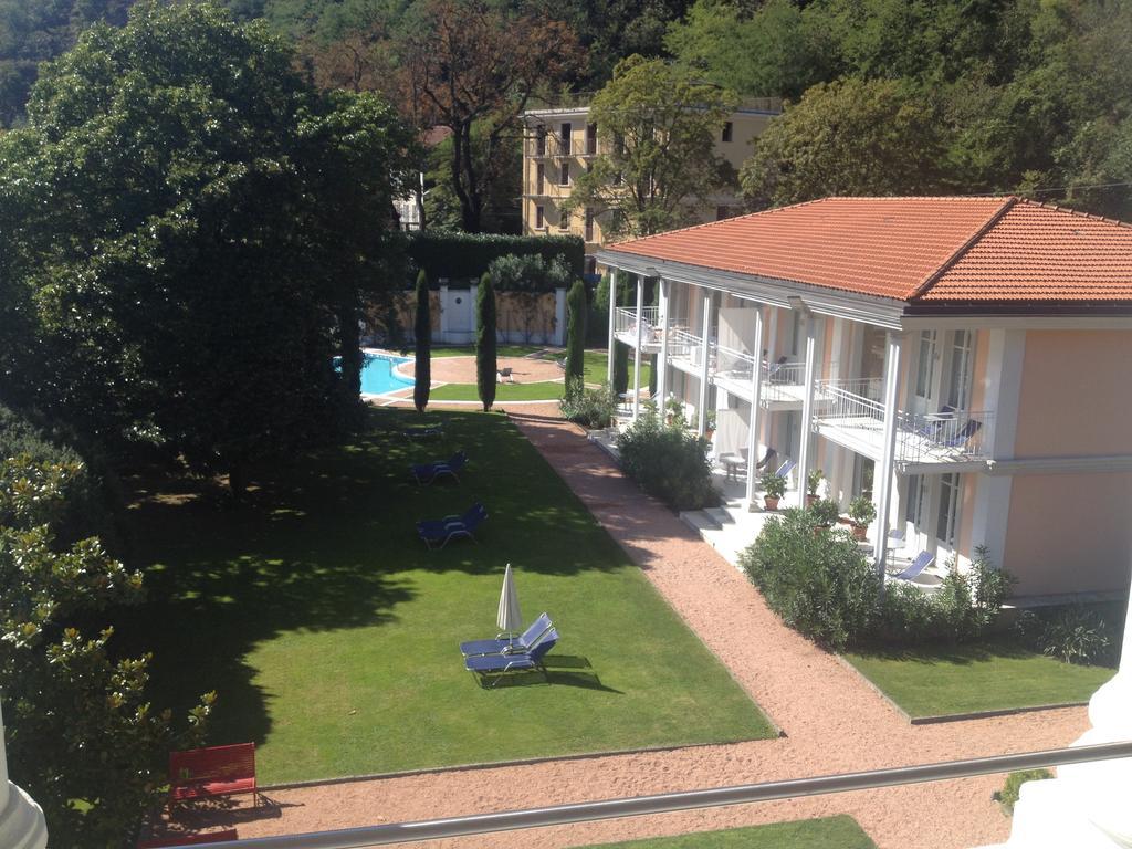 Residence Ville Lago Lugano Porto Ceresio Exteriör bild