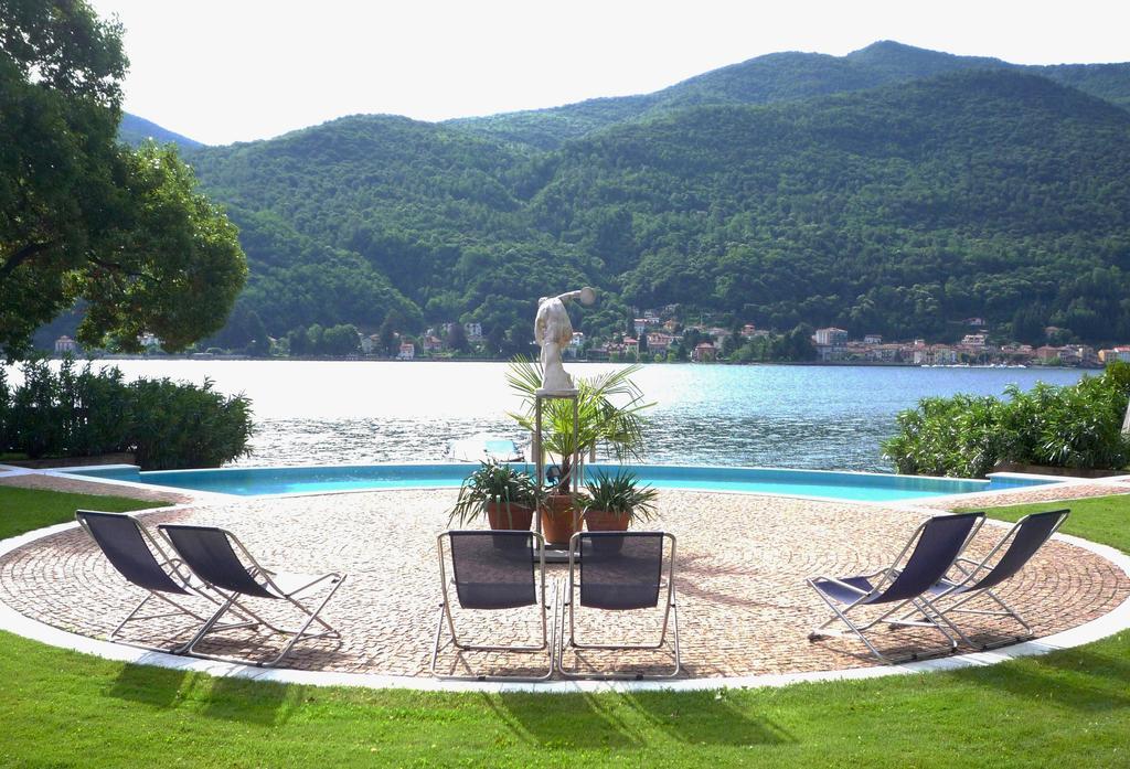 Residence Ville Lago Lugano Porto Ceresio Exteriör bild