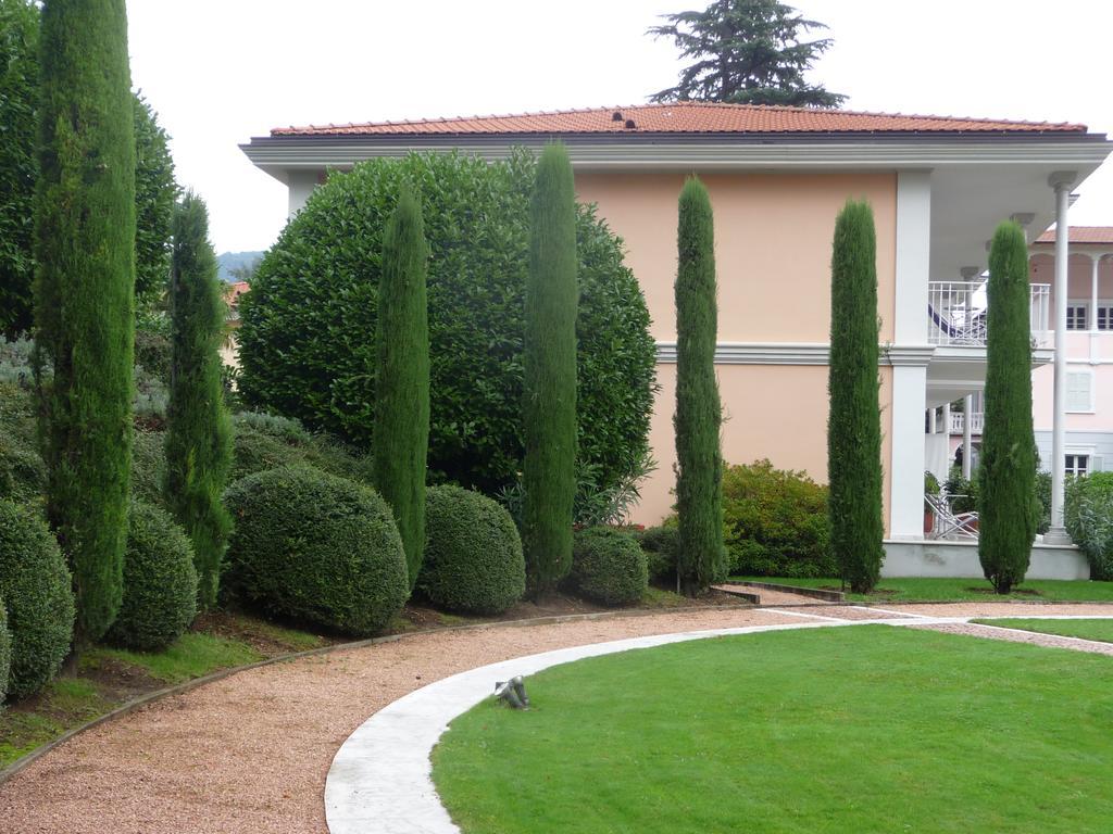 Residence Ville Lago Lugano Porto Ceresio Exteriör bild