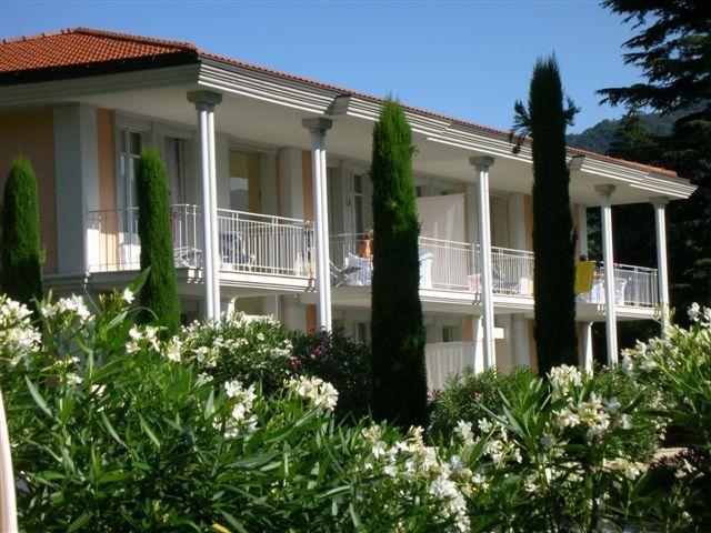 Residence Ville Lago Lugano Porto Ceresio Exteriör bild