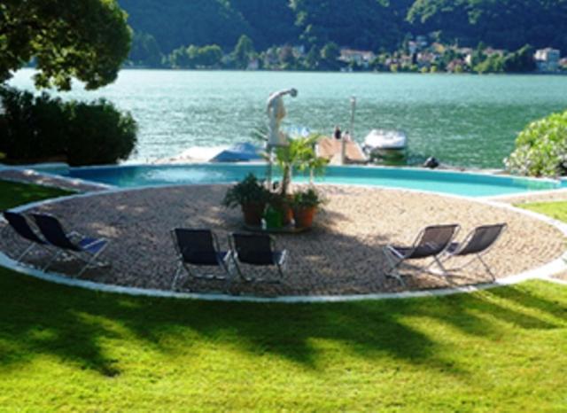 Residence Ville Lago Lugano Porto Ceresio Exteriör bild